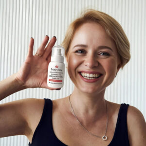 Luxevéria Boost hair growth naturally image Luxevéria Boost hair growth naturally