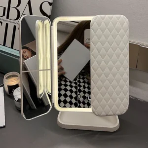 Newyuo™ Trifold LED Makeup Mirror image Newyuo™ Trifold LED Makeup Mirror